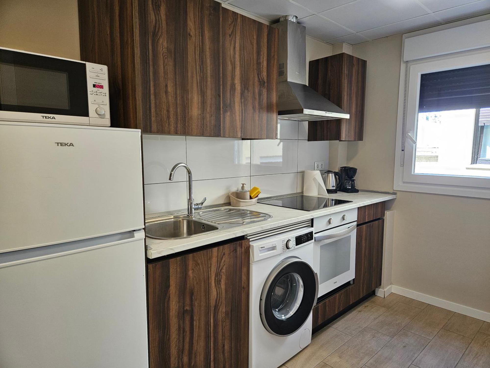 Apartamentos Picasso Alcalá de Henares Quarto foto